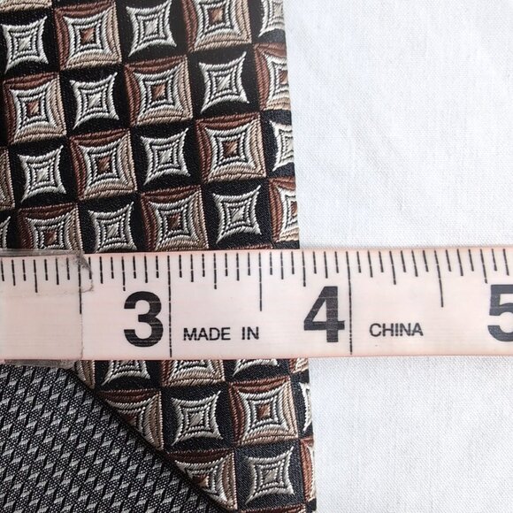 Vintage (2-PACK) Valerio Garati and Le MONDE Brown/Tan Patterned Ties - Picture 11 of 11